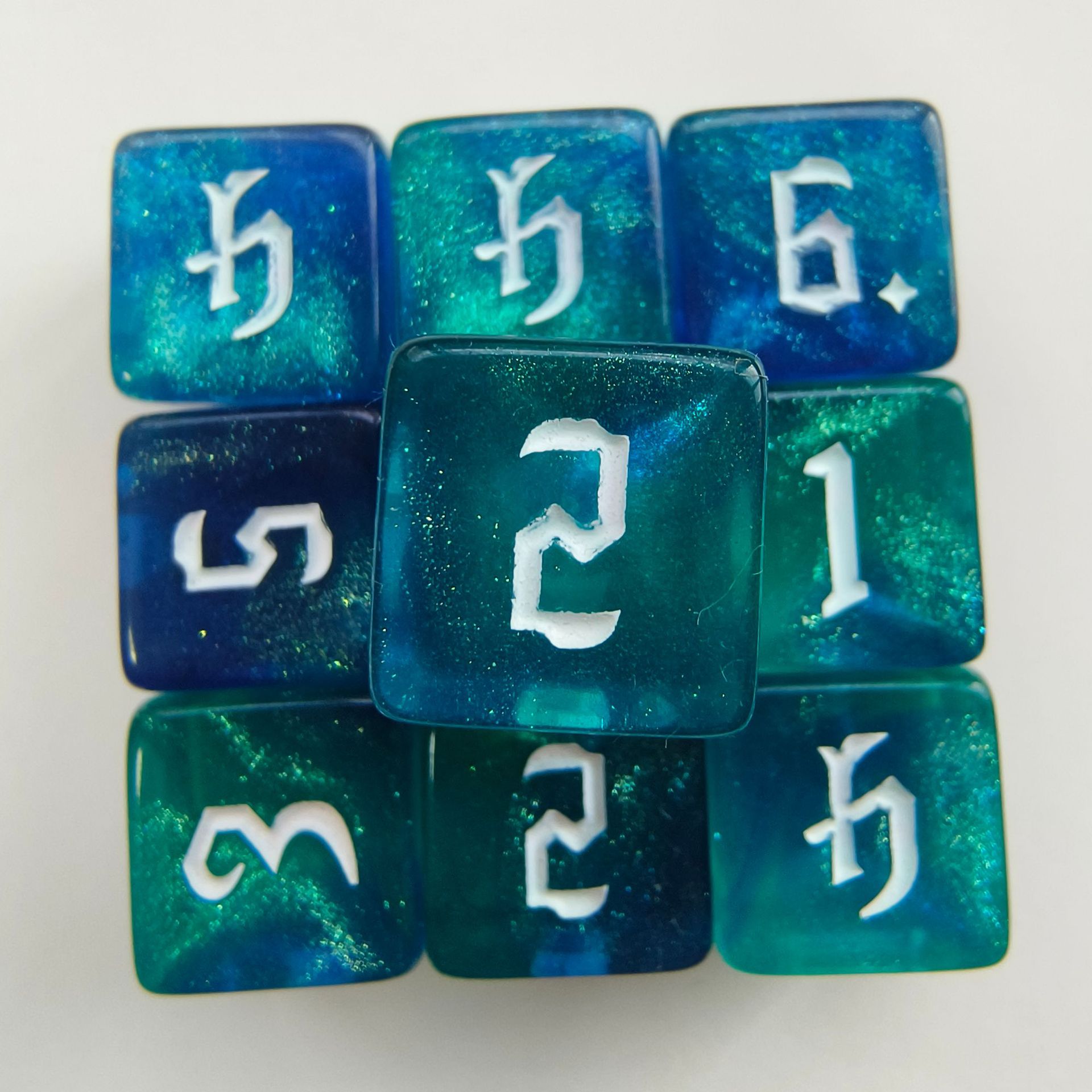 【正版桌游】经典棋盘游戏套装 - 家庭聚会娱乐必备，策略与趣味并存