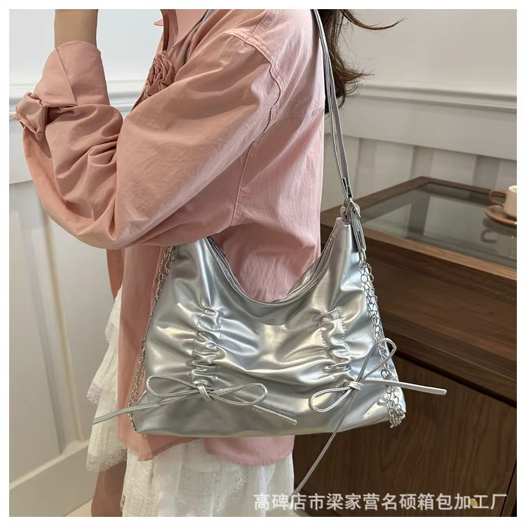 ZOUBE多功能旅行背包 - 时尚耐用，适合日常通勤与长途旅行