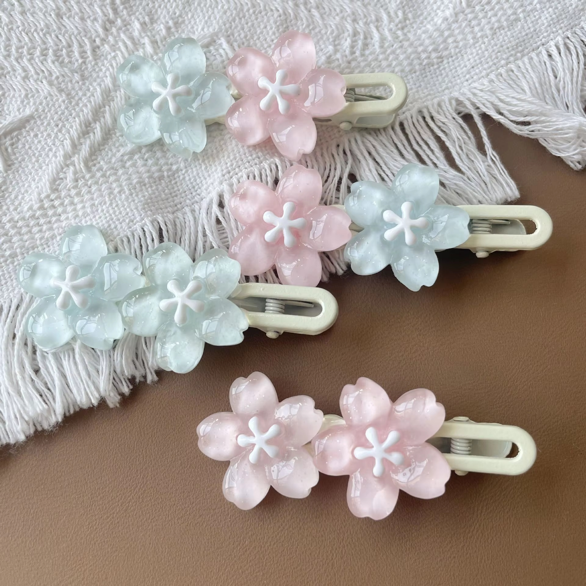 时尚简约金属发夹（2MESN）- 持久耐用，多场合适用