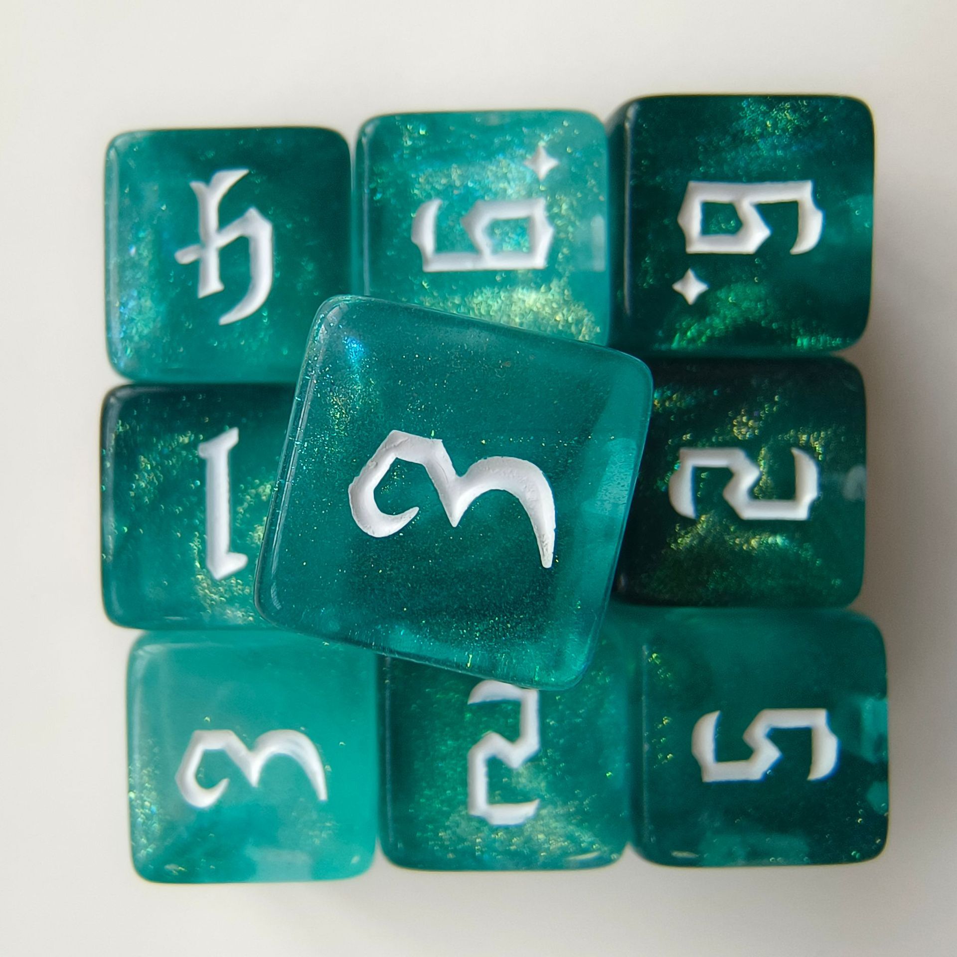 【正版桌游】经典棋盘游戏套装 - 家庭聚会娱乐必备，策略与趣味并存