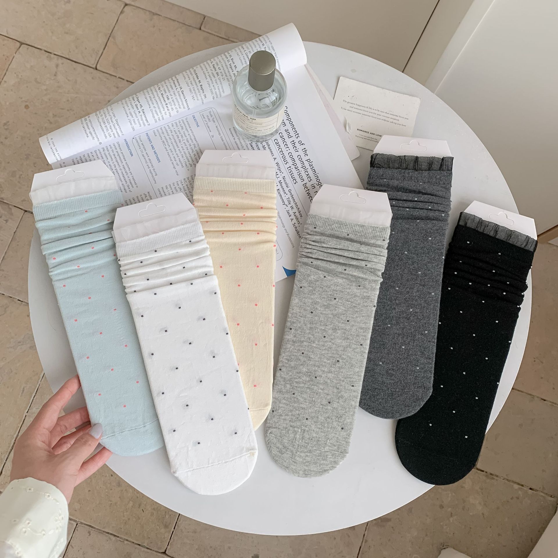 夏季日系波点堆堆袜 无骨纯棉蕾丝花边 芭蕾风中筒女袜 舒适透气